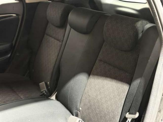 フィット1.3 13G Fパッケージ 4WD　防錆塗装4WDスマキーTVナビBカメ 1300