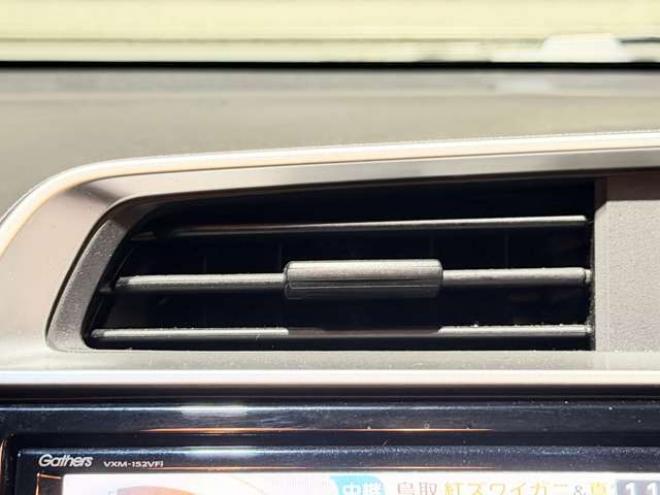 フィット1.3 13G Fパッケージ 4WD　防錆塗装4WDスマキーTVナビBカメ 1300