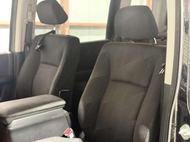 ステップワゴン2.0 スパーダ Z 4WD　防錆塗装4WDTVナビBカメエンスタ 2000