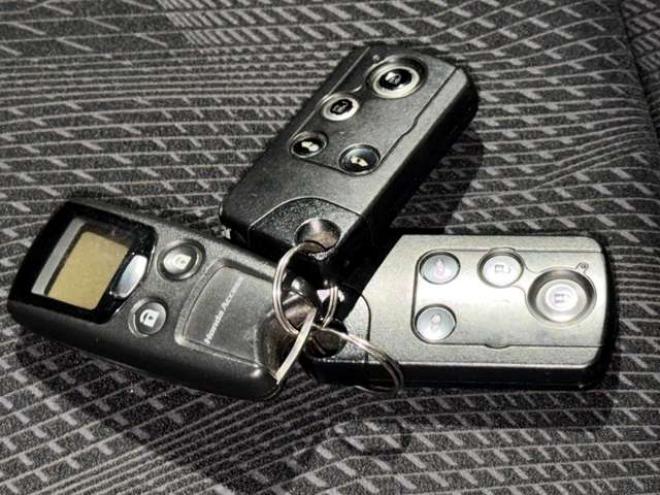 ステップワゴン2.0 スパーダ Z 4WD　防錆塗装4WDTVナビBカメエンスタ 2000