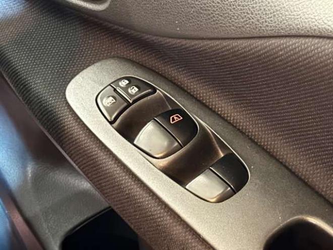 セレナ2.0 20X 4WD　防錆塗装4WDスマキーエンスタ 2000