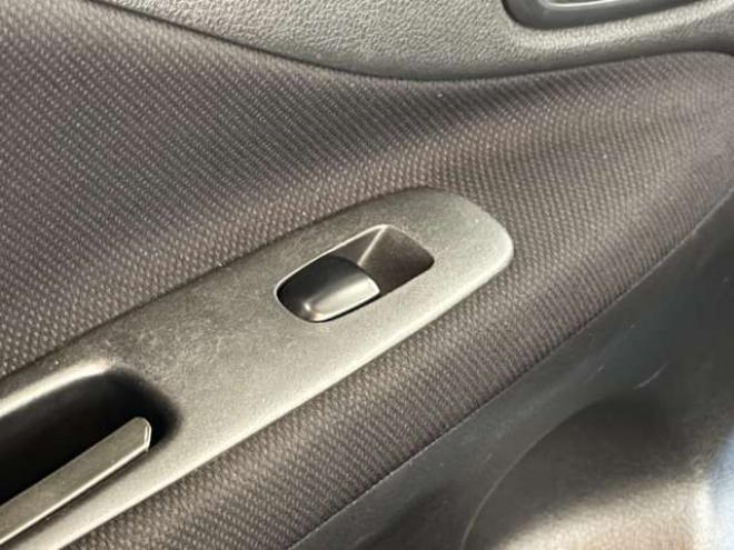 セレナ2.0 20X 4WD　防錆塗装4WDスマキーエンスタ 2000