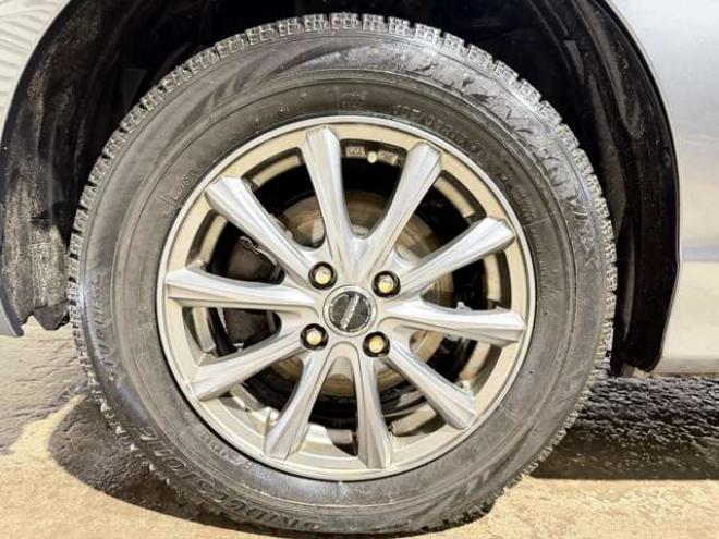 フリードスパイク1.5 G ジャストセレクション 4WD　防錆塗装4WDTVナビBカメエンスタETC夏冬タイヤ 1500