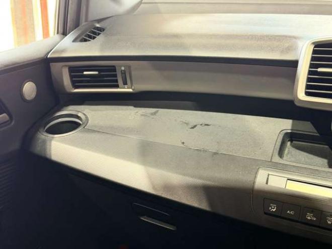 フリードスパイク1.5 G ジャストセレクション 4WD　防錆塗装4WDTVナビBカメエンスタETC夏冬タイヤ 1500