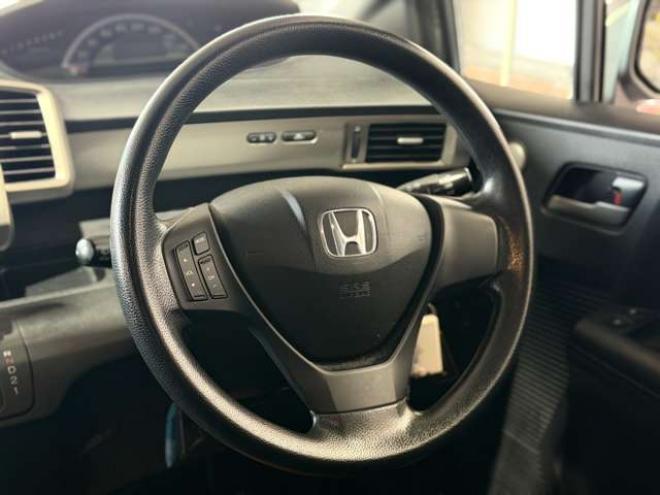 フリードスパイク1.5 G ジャストセレクション 4WD　防錆塗装4WDTVナビBカメエンスタETC夏冬タイヤ 1500