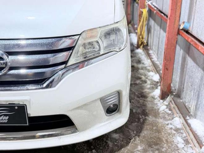 セレナ2.0 ハイウェイスター 4WD　防錆塗装4WDスマキー 2000