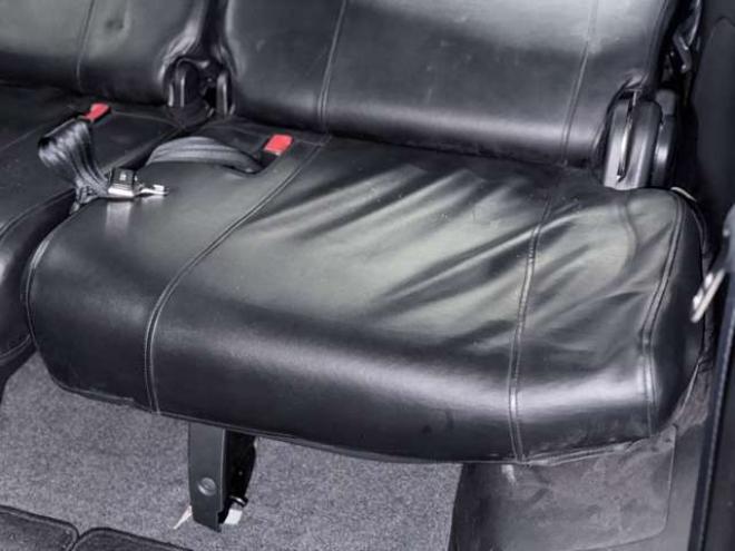 セレナ2.0 ハイウェイスター 4WD　防錆塗装4WDスマキー 2000