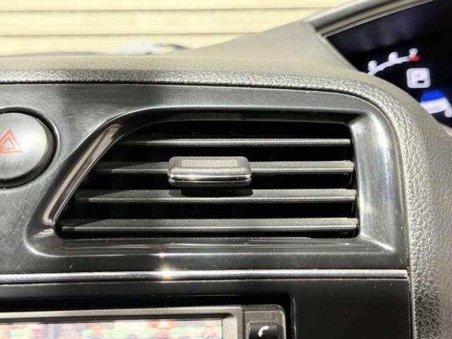 セレナ2.0 ライダー Jパッケージ 4WD　防錆塗装4WDTVナビBカメETC夏冬タイヤ 2000