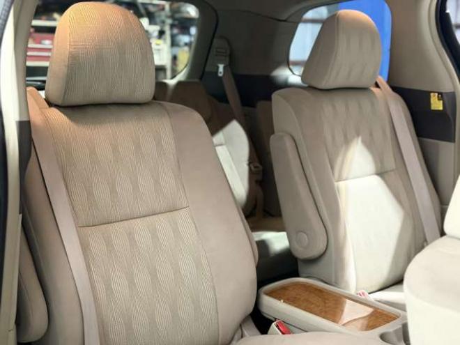 エスティマ2.4 アエラス 4WD　防錆塗装4WDTVナビETC 2400