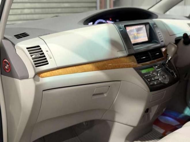 エスティマ2.4 アエラス 4WD　防錆塗装4WDTVナビETC 2400