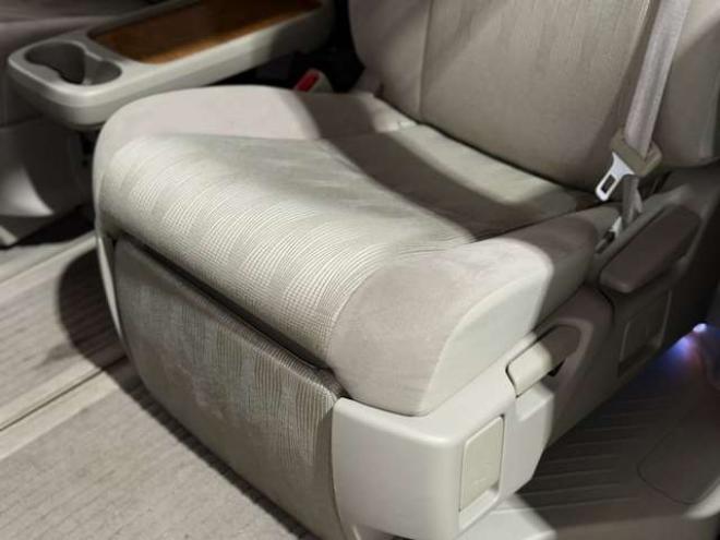 エスティマ2.4 アエラス 4WD　防錆塗装4WDTVナビETC 2400