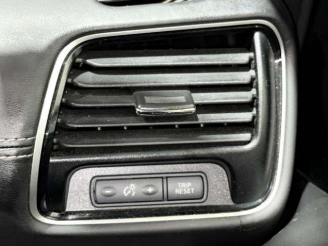 セレナ2.0 ハイウェイスター プロパイロット エディション 4WD　ユーザー買取車防錆塗装4WDドラレコTVナビBカメETC後席モニタエンスタ 2000