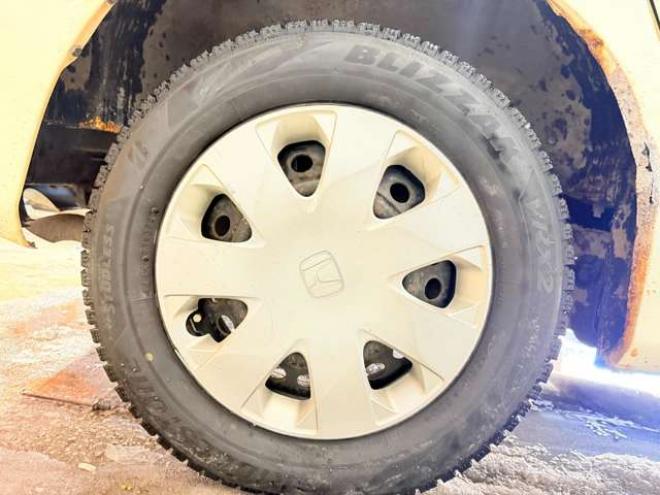 フリードスパイク1.5 G ジャストセレクション 4WD　防錆塗装4WDTVナビBカメ 1500