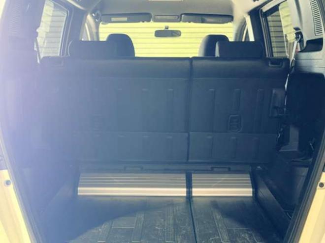 フリードスパイク1.5 G ジャストセレクション 4WD　防錆塗装4WDTVナビBカメ 1500