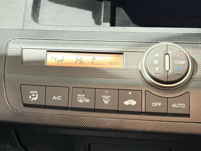 フリードスパイク1.5 G ジャストセレクション 4WD　防錆塗装4WDキーレスTVナビ 1500