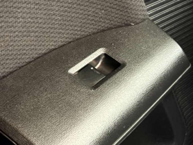 フリードスパイク1.5 G ジャストセレクション 4WD　防錆塗装4WDキーレスTVナビ 1500