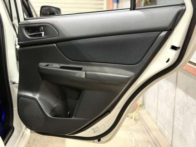 インプレッサスポーツ 2.0 i 4WD　防錆塗装4WDTVナビBカメエンスタ 2000