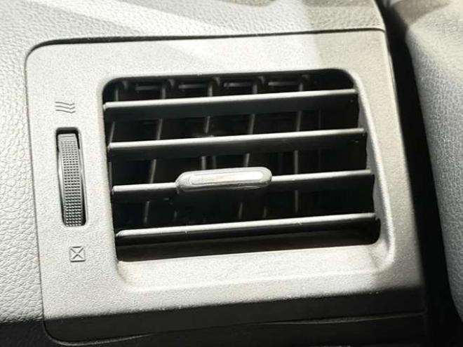 インプレッサスポーツ 2.0 i 4WD　防錆塗装4WDTVナビBカメエンスタ 2000