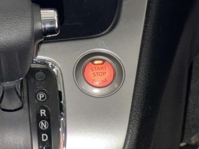 セレナ2.0 20X 4WD　防錆塗装4WDTVナビBカメETCエンスタ 2000