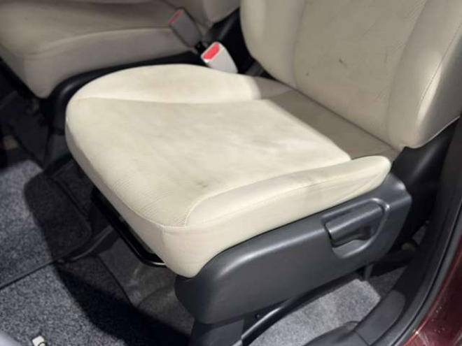 フリード1.5 G Lパッケージ 4WD　防錆塗装4WDキーレスナビ 1500