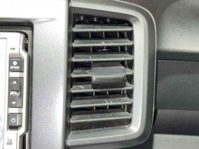 フリード1.5 G Lパッケージ 4WD　防錆塗装4WDキーレスナビ 1500