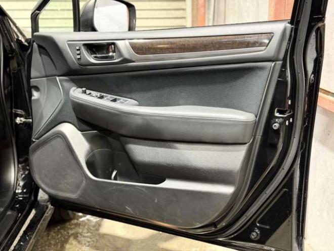 レガシィB4 2.5 4WD　防錆塗装4WDナビBカメETC 2500