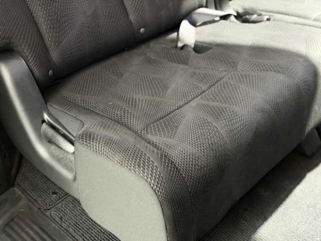 ステップワゴン2.0 スパーダ S 4WD　防錆塗装4WDTVナビBカメETC後席モニタ 2000