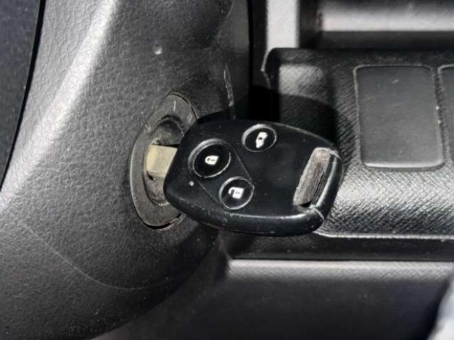 ステップワゴン2.0 スパーダ S 4WD　防錆塗装4WDTVナビBカメETC後席モニタ 2000