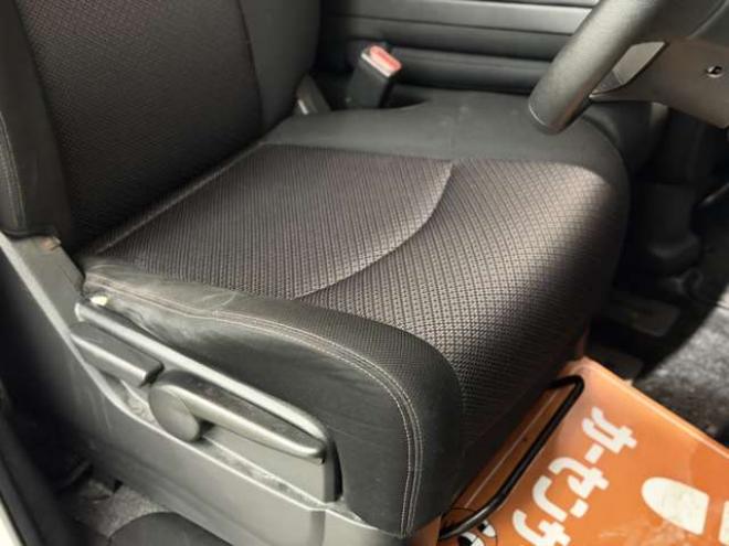 セレナ2.0 ハイウェイスター 4WD　防錆塗装4WDTVナビBカメ後席モニタETCドラレコ 2000