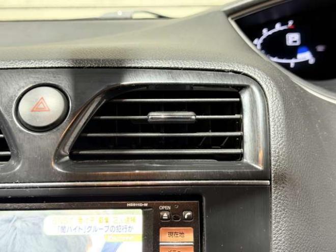 セレナ2.0 ハイウェイスター 4WD　防錆塗装4WDTVナビBカメ後席モニタETCドラレコ 2000