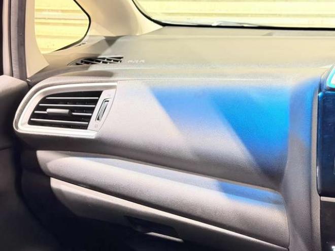 フィット1.3 13G Fパッケージ 4WD　防錆塗装4WDスマキーCD 1300