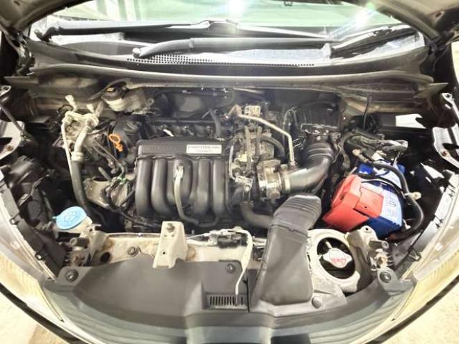 フィット1.3 13G Fパッケージ 4WD　防錆塗装4WDスマキーナビ 1300