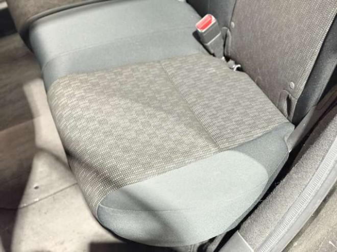 フィット1.3 13G Fパッケージ 4WD　防錆塗装4WDスマキーナビ 1300