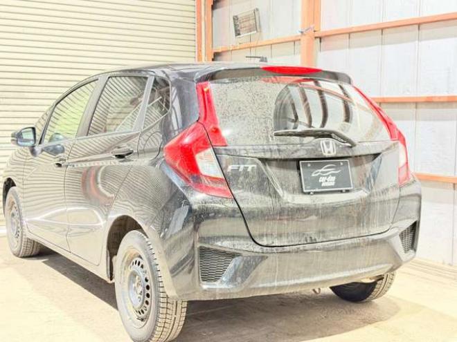 フィット1.3 13G Fパッケージ 4WD　防錆塗装4WDスマキーナビ 1300