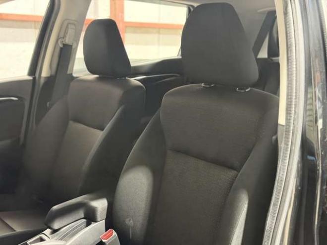 フィット1.5 ハイブリッド Fパッケージ 4WD　防錆塗装4WDエンスタCD 1500