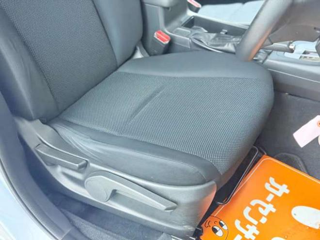 インプレッサG4 1.6 i 4WD　防錆塗装4WDキーレスナビ夏冬タイヤ 1600