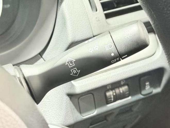 インプレッサG4 1.6 i 4WD　防錆塗装4WDキーレスナビ夏冬タイヤ 1600