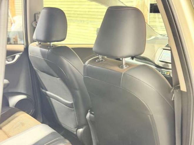 フィットシャトル1.5 15X 4WD　防錆塗装4WDTVナビBカメETC 1500