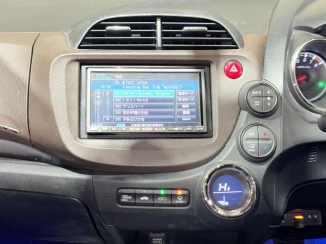 フィットシャトル1.5 15X 4WD　防錆塗装4WDTVナビBカメETC 1500