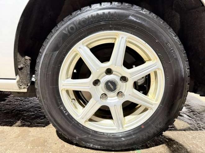 セレナ2.0 20S アンシャンテ 送迎タイプ オートステップ仕様 4WD　防錆塗装4WDスマキーCD 2000