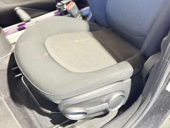 ミニクロスオーバー クーパー D オール4 4WD　防錆塗装4WDディーゼルキーレスETC 正規輸入車 2000