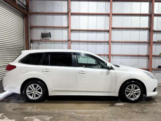 レガシィワゴン2.5 i Sスタイル 4WD　防錆塗装4WDTVナビBカメETC 2500