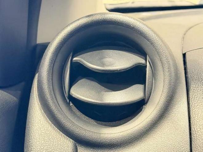 マーチ1.2 G FOUR 4WD　防錆塗装4WDTVナビBカメETC 1200