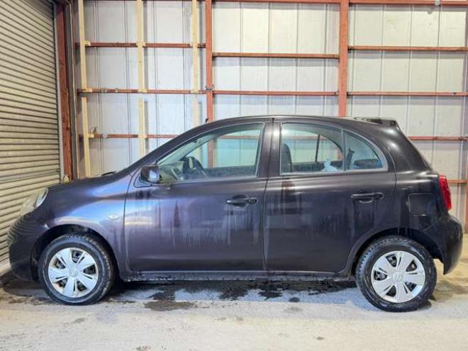 マーチ1.2 G FOUR 4WD　防錆塗装4WDTVナビBカメETC 1200