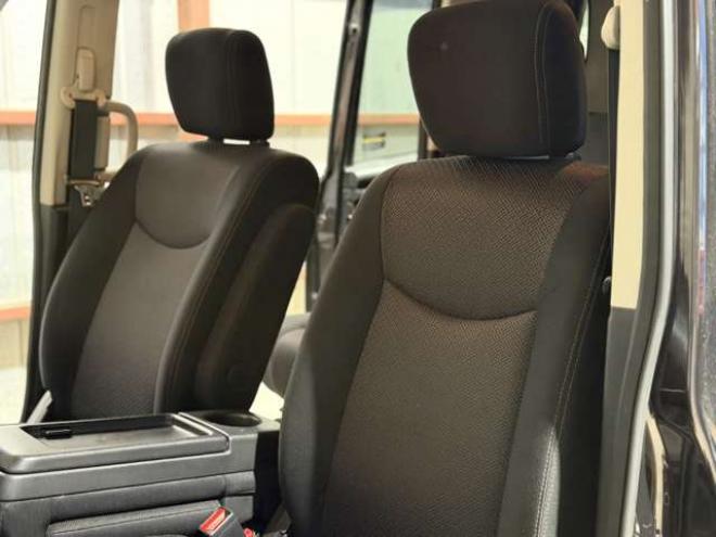 セレナ2.0 ハイウェイスター 4WD　防錆塗装4WDTVナビBカメETC 2000