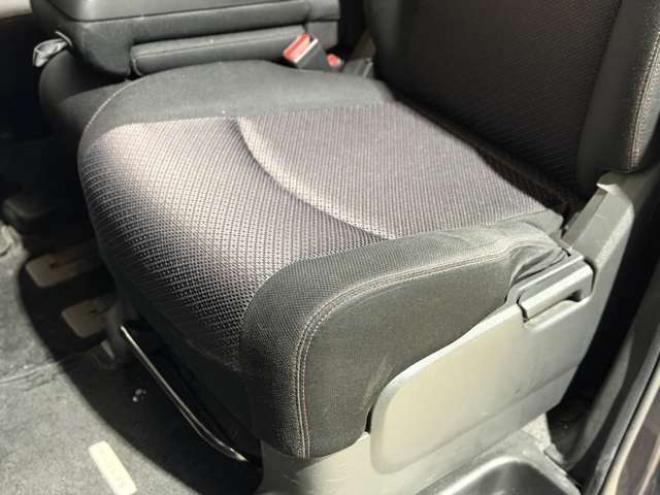 セレナ2.0 ハイウェイスター 4WD　防錆塗装4WDTVナビBカメETC 2000