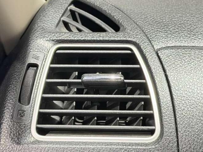 セレナ2.0 ハイウェイスター 4WD　防錆塗装4WDTVナビBカメETC 2000