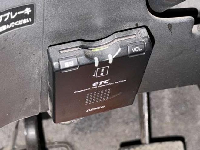 フリード1.5 G エアロ Lパッケージ 4WD　防錆塗装4WDキーレスTVナビETC 1500