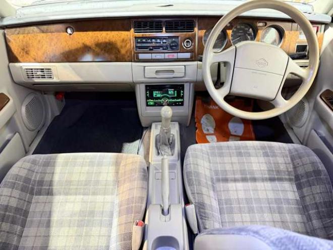 ラシーン1.5 タイプF 4WD　防錆塗装4WDキーレスCD 1500