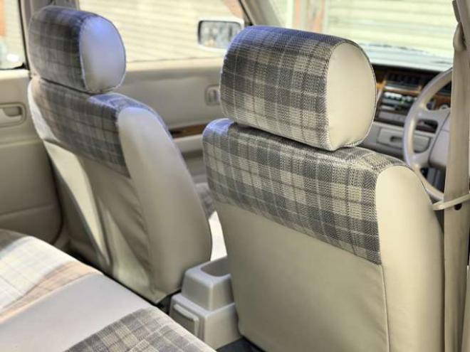 ラシーン1.5 タイプF 4WD　防錆塗装4WDキーレスCD 1500